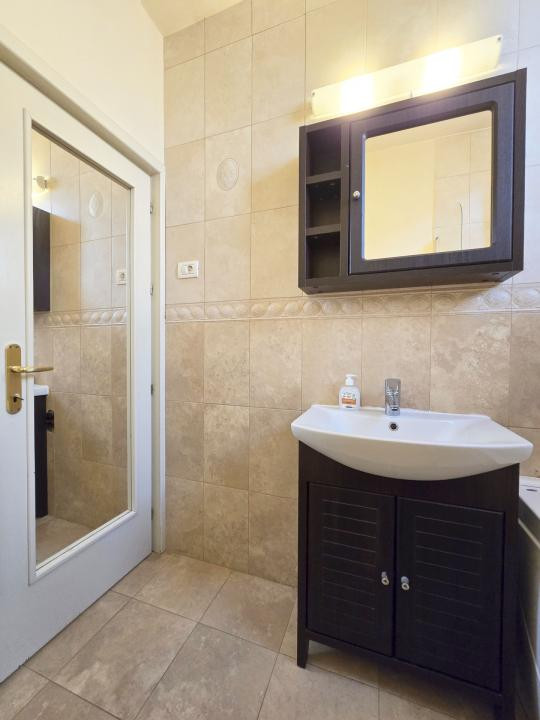 Apartament 3 camere ultracentral – Piața Unirii, vis-à-vis de Magazinul Unirea |